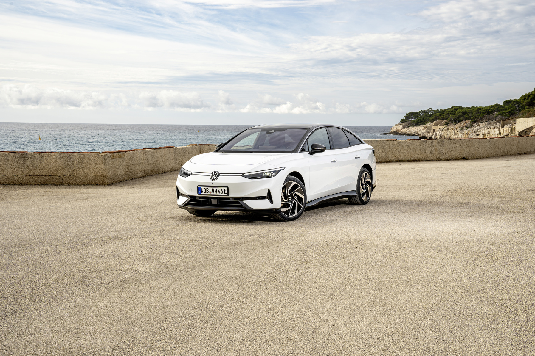 Hệ thống cảnh báo xuống xe mới của Volkswagen giảm thiểu nguy hiểm khi mở cửa 2 e02fb2c3 975d 4690 b254 c211279393f9 db2023au01338 medium